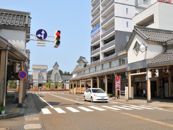 JR高田駅瓦（アルミ鋳物）セラミック系樹脂　2000年